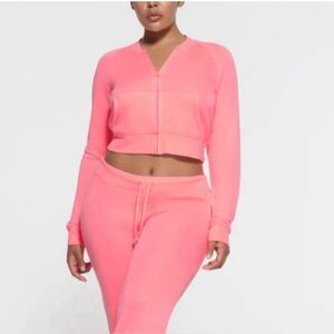 Skims french terry shrunken zip up coral